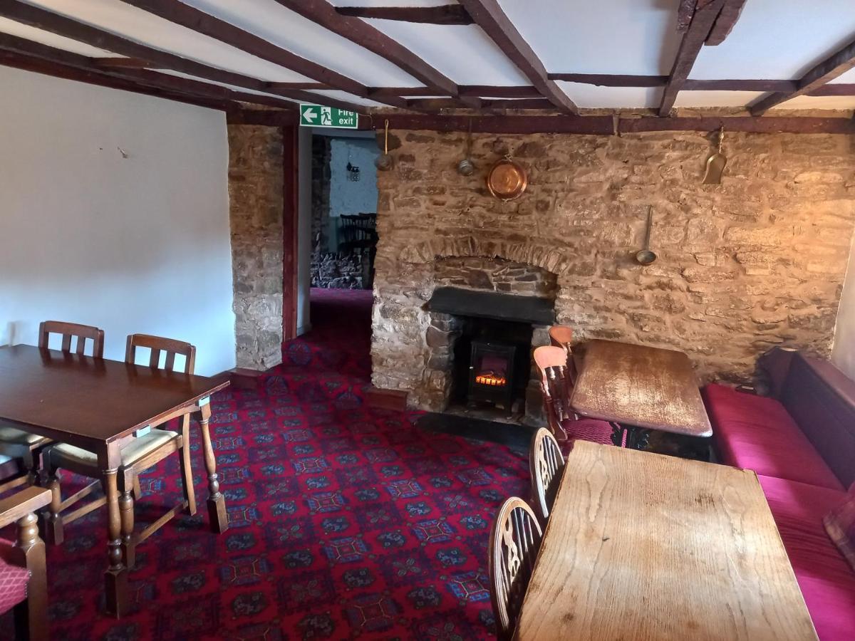The Crown Inn Wentnor Kültér fotó